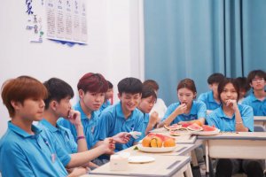 新老生座谈会圆满结束，温馨且难忘！