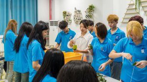 端午佳节包粽子活动！