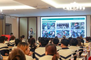 名企进职校——就业宣讲、企业大咖技能展、深入交流学习