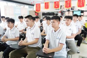 职教发展前景好，初高中生的就业升学新选择！