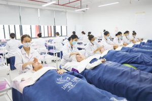 学美容，这4个就业方向前景好、待遇优！