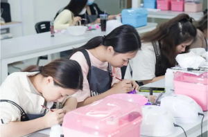 行业分析|这3个回答，解读了当下美业的情况